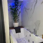 Alojamento de Acomodação e Pequeno-almoço Maridda-experience Rooms- Giardini Naxos